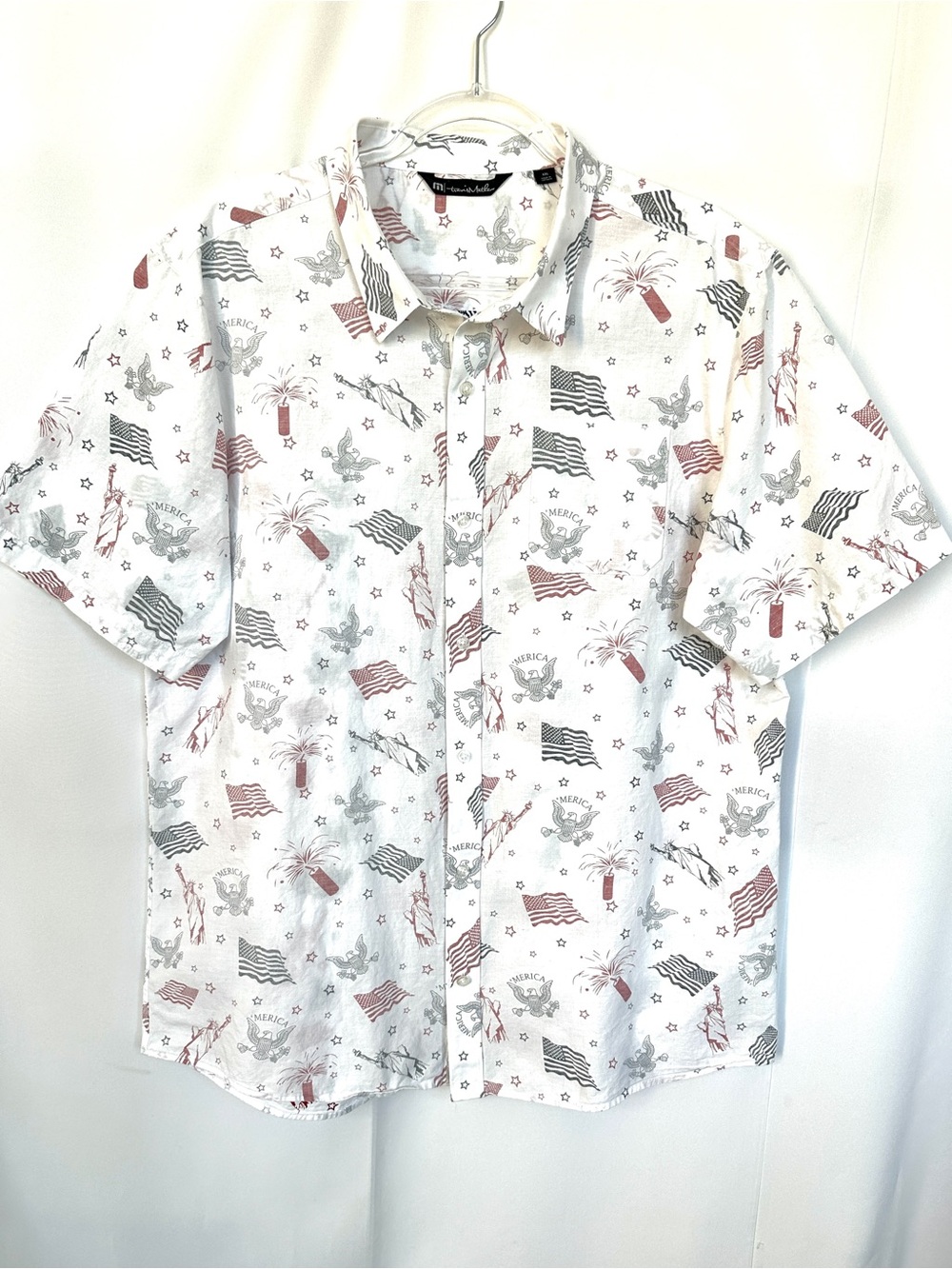 TRAVIS MATHEW REVERSE PRINT MERICA USA 4TH OF JULY BUTTON UP SHORT SLEEVE SzXXL